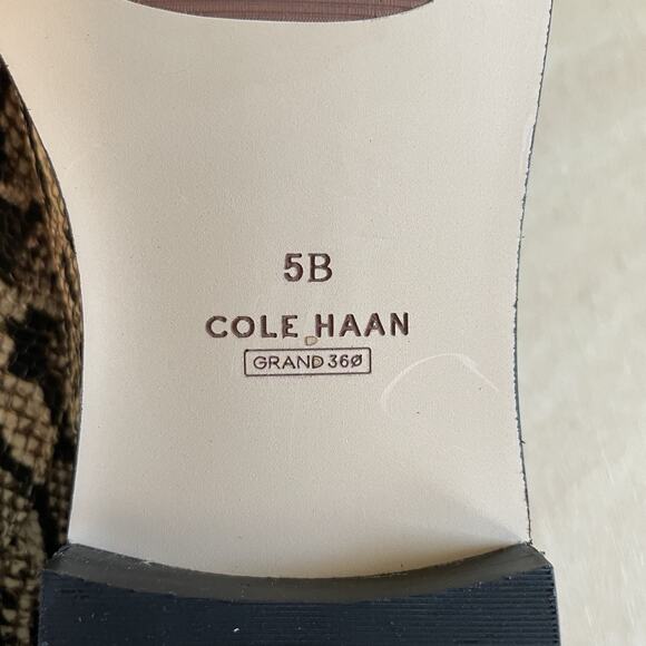 Cole Haan Modern Classic Oxford - Picture 13 of 14